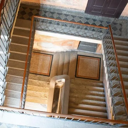 Eleganza Nel Cuore Di